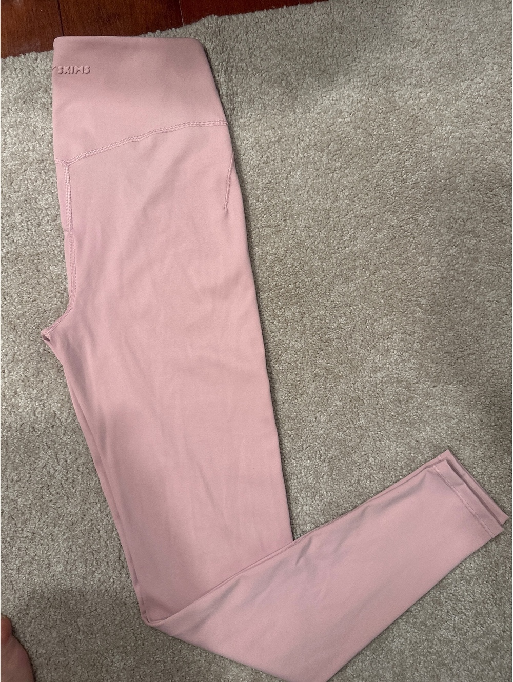 (4)Skims Dri-Fit Pink Leggings